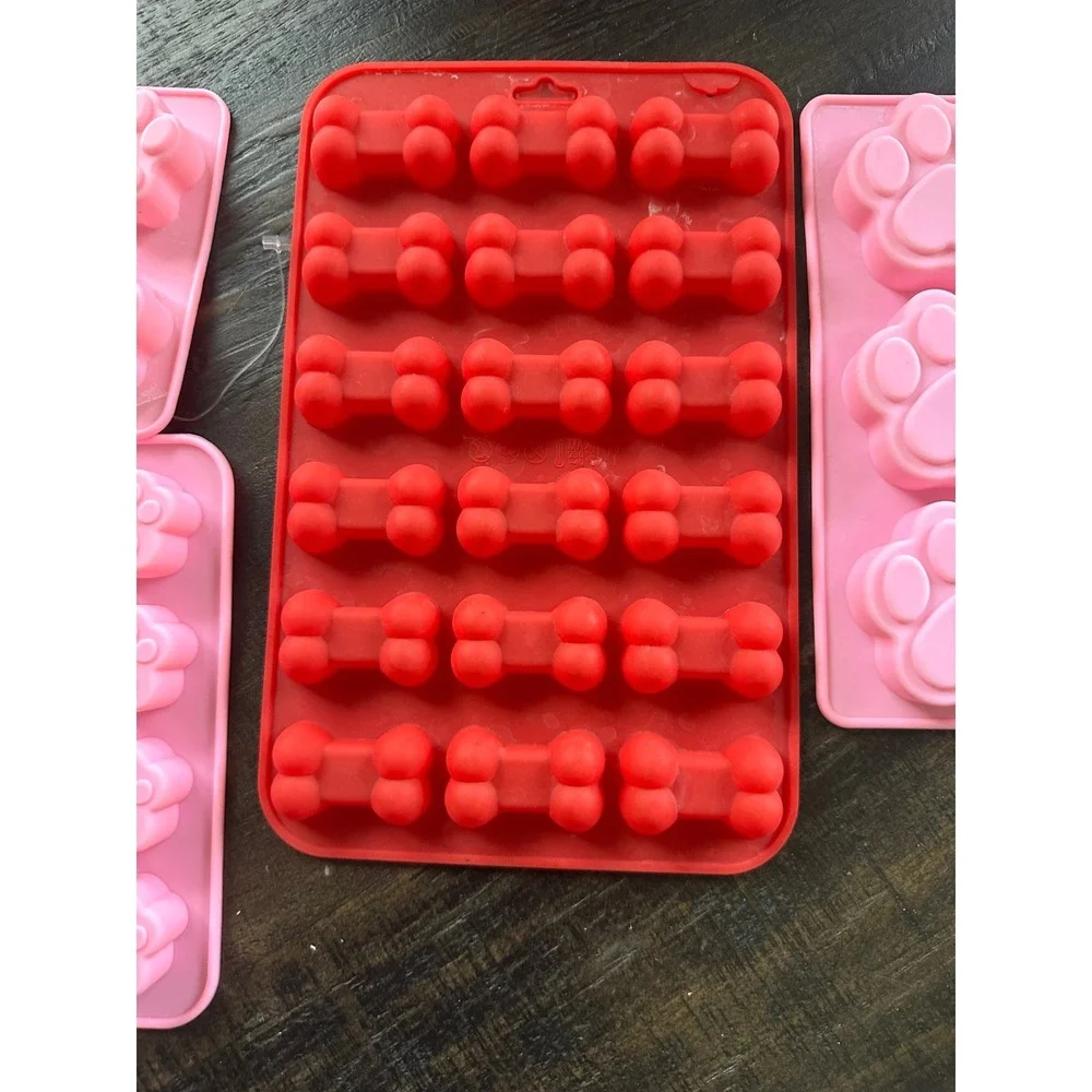 Silicone‎ Dog Treat Molds Baking Molds Paw Bone Flower Shapes for Pets